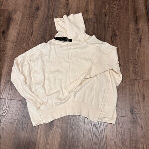 Chic Cream Turtleneck Sweater